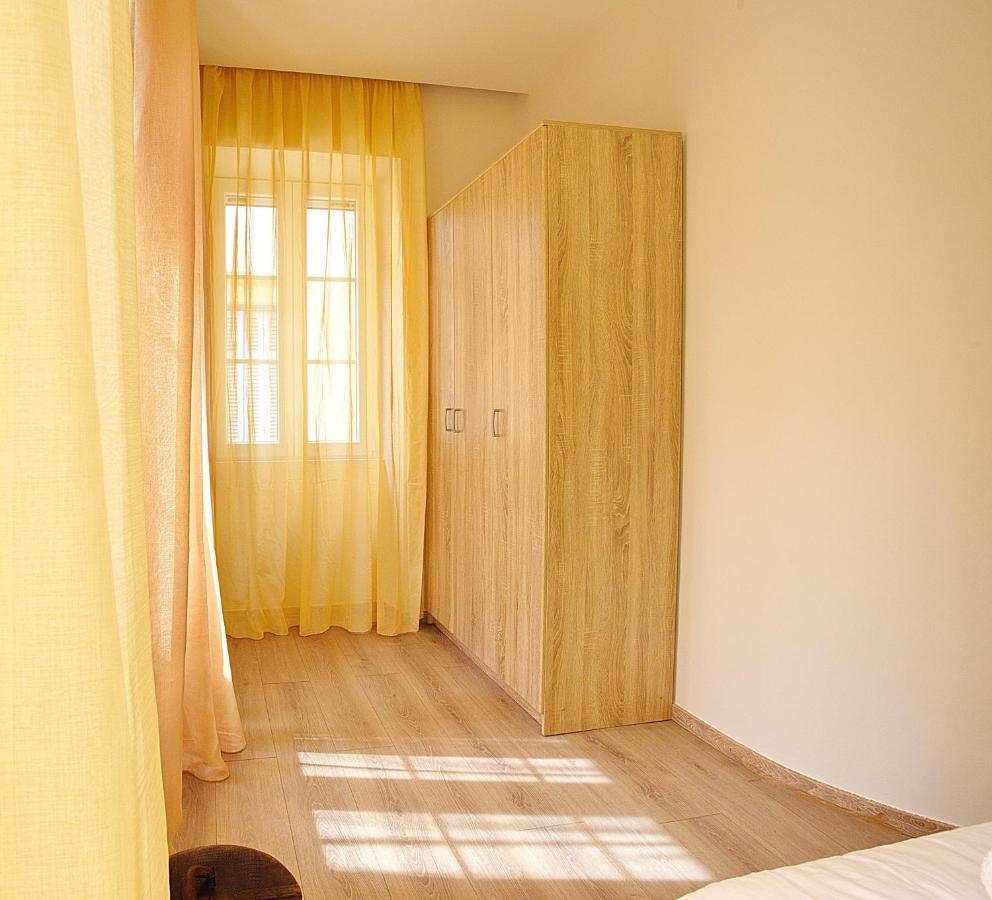 Liston Inn Suites Corfu  ภายนอก รูปภาพ
